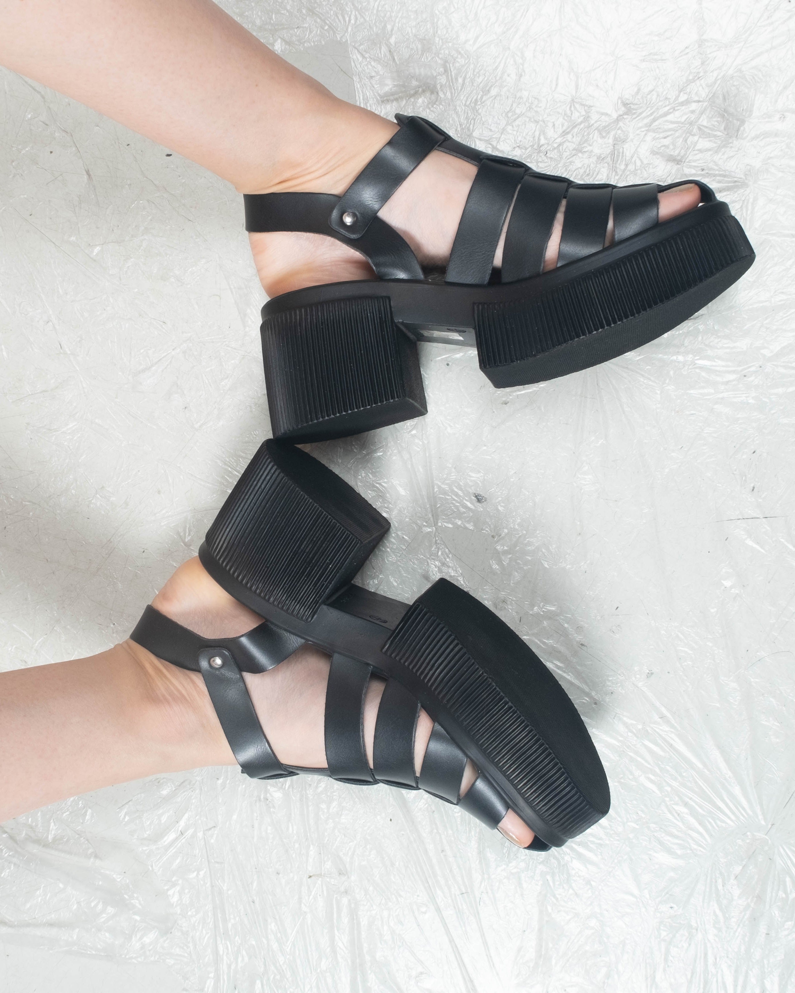 BABES IN TOYLAND NERO