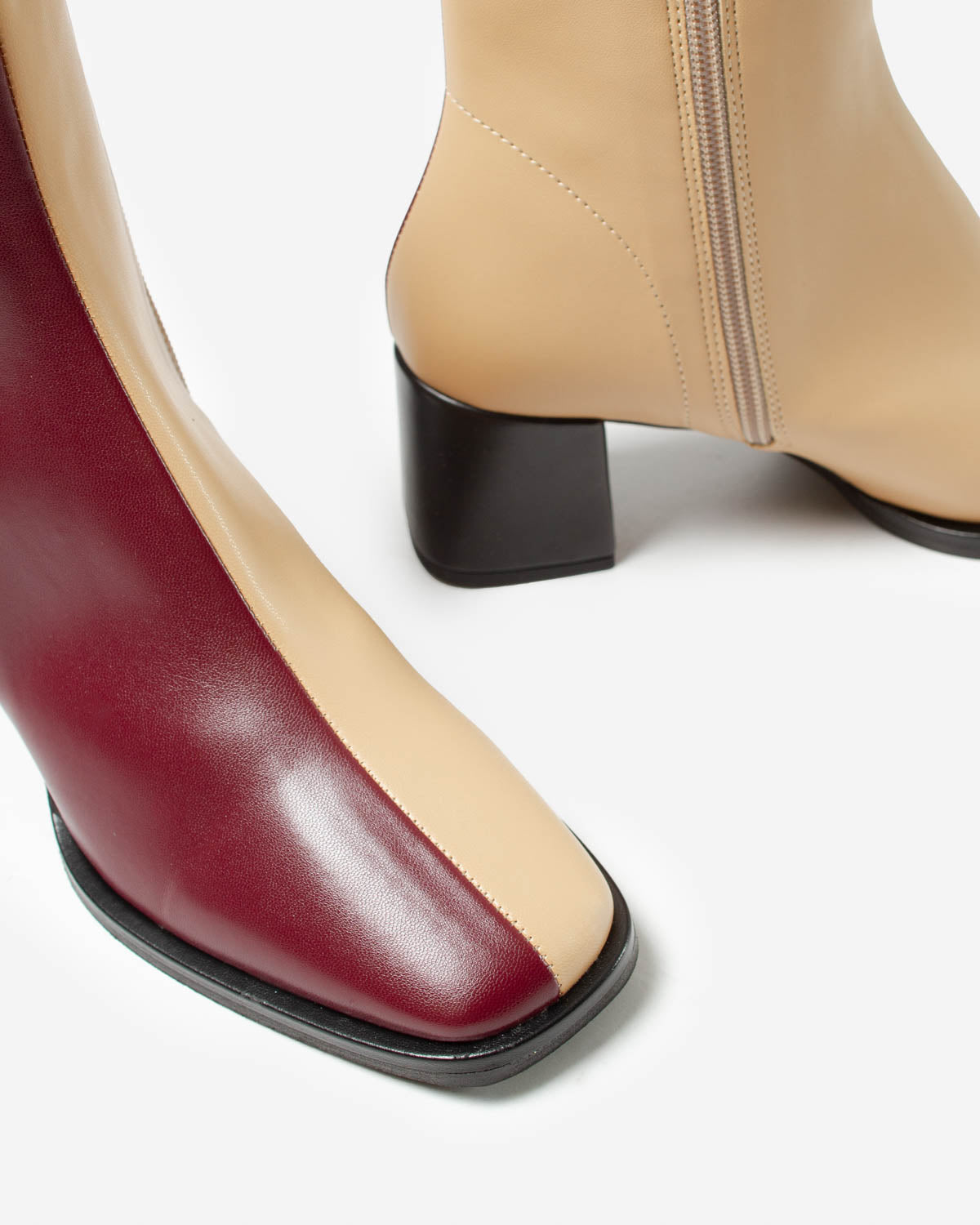 DAISY BORDEAUX-CREMA