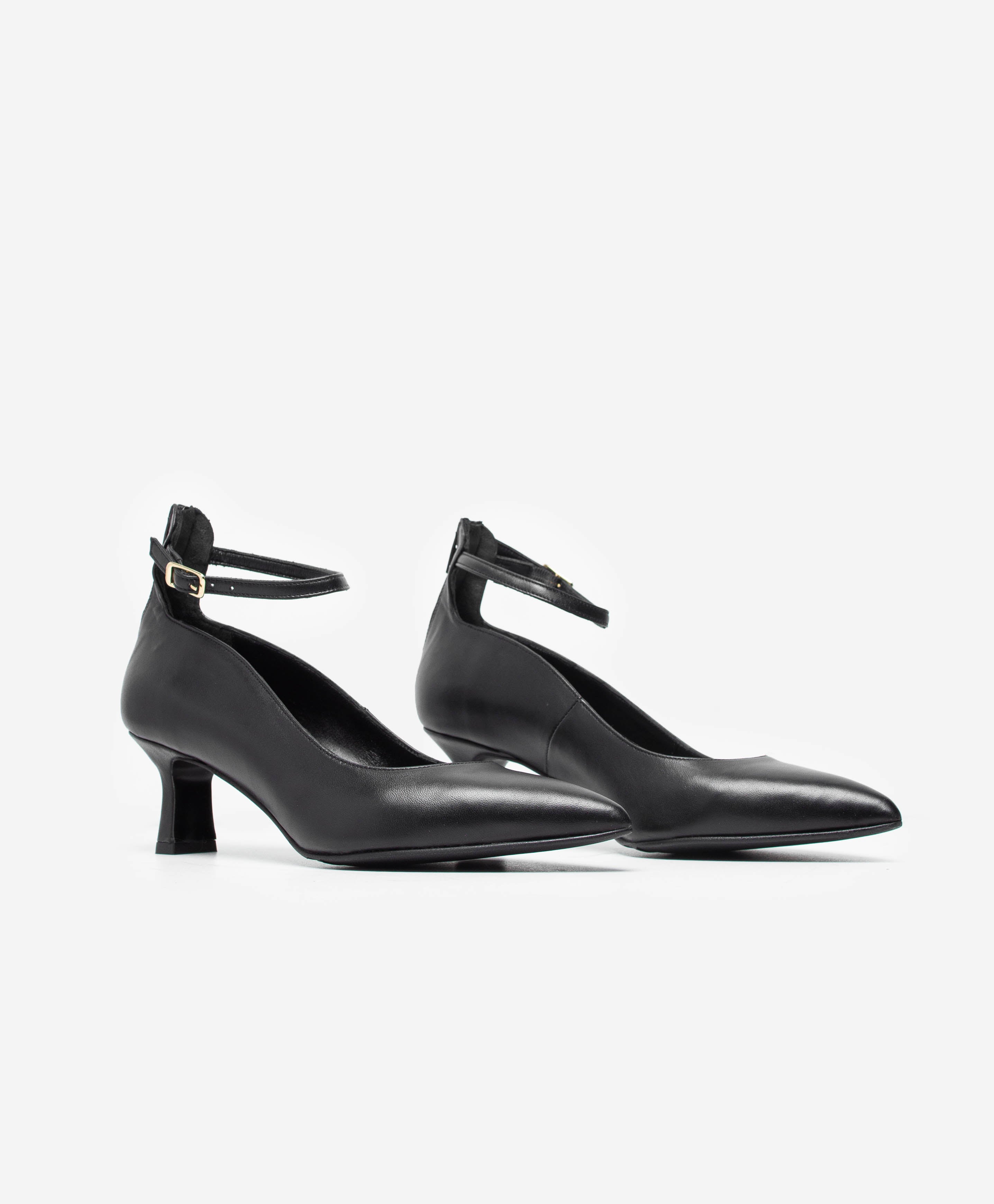 GRATITUDE IS A MUST SR740 NERO