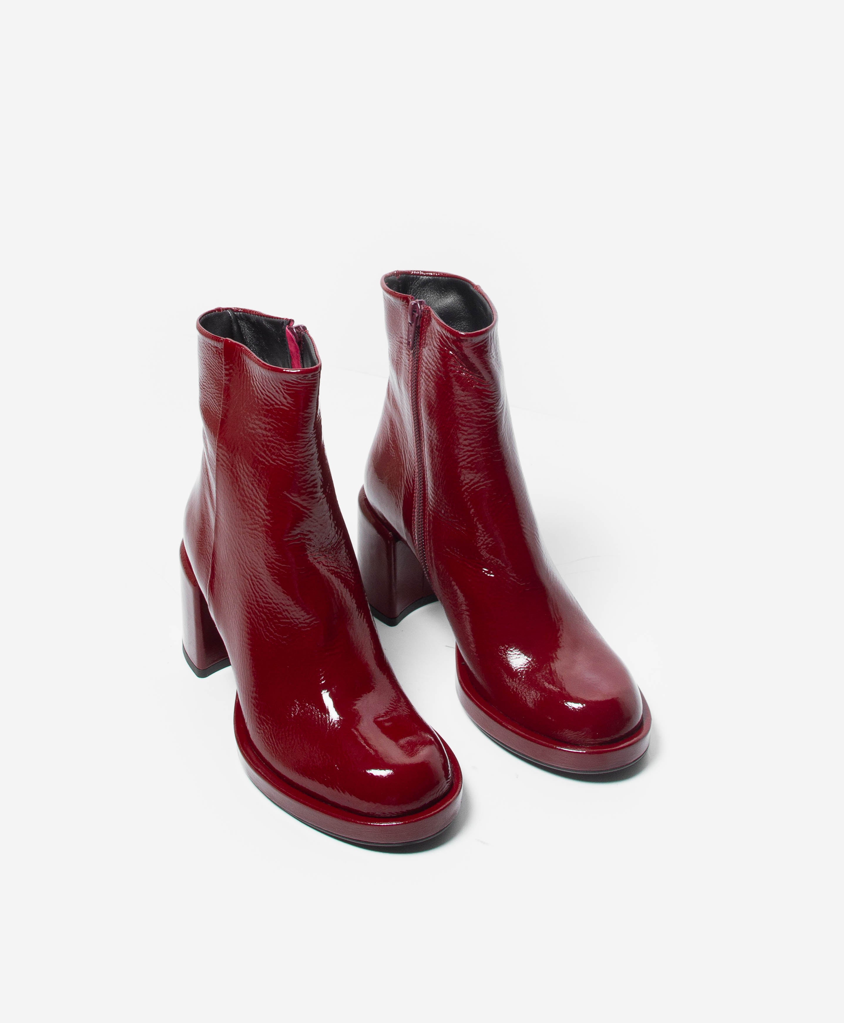 GRATITUDE IS A MUST SR753 BORDEAUX