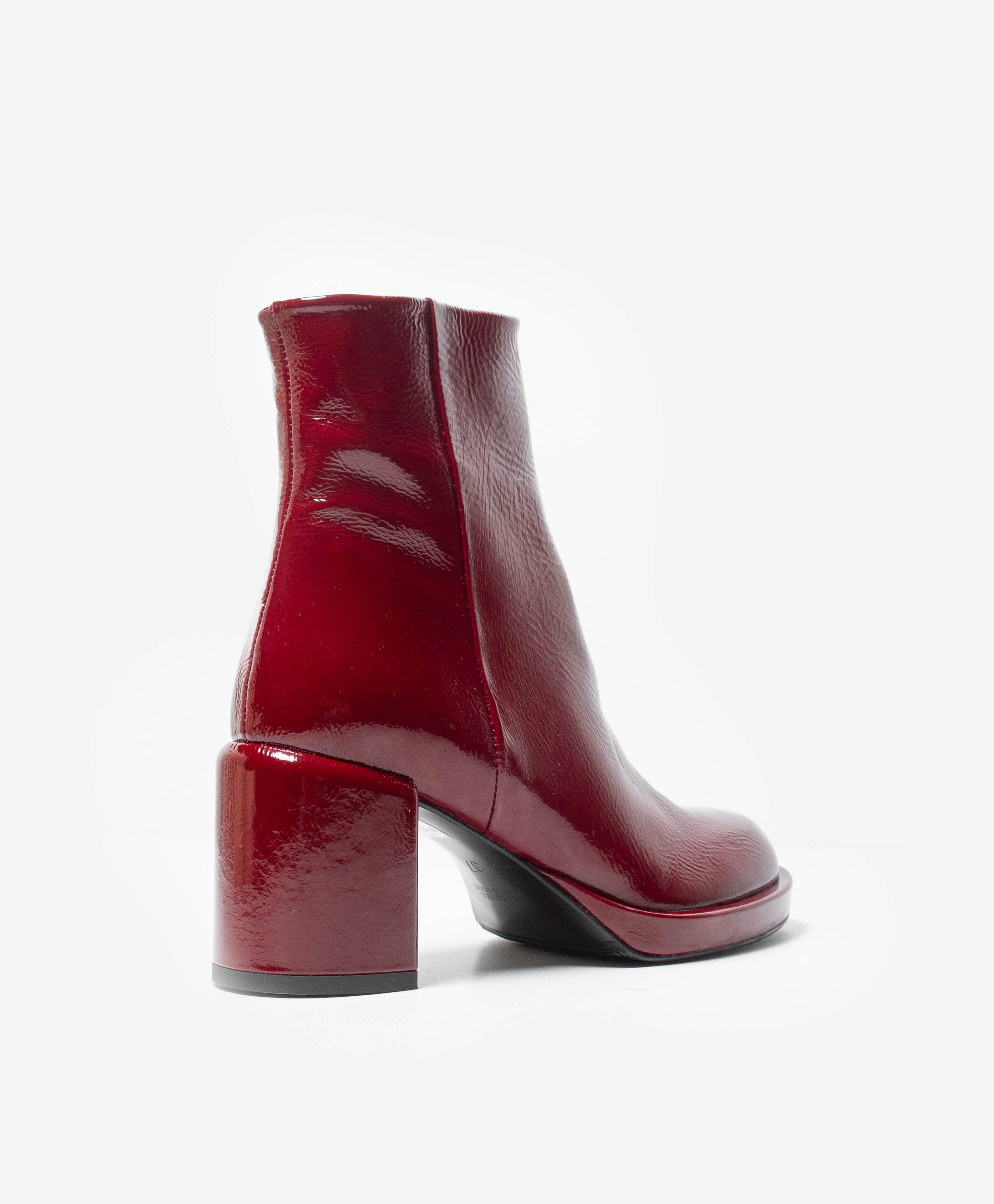 GRATITUDE IS A MUST SR753 BORDEAUX