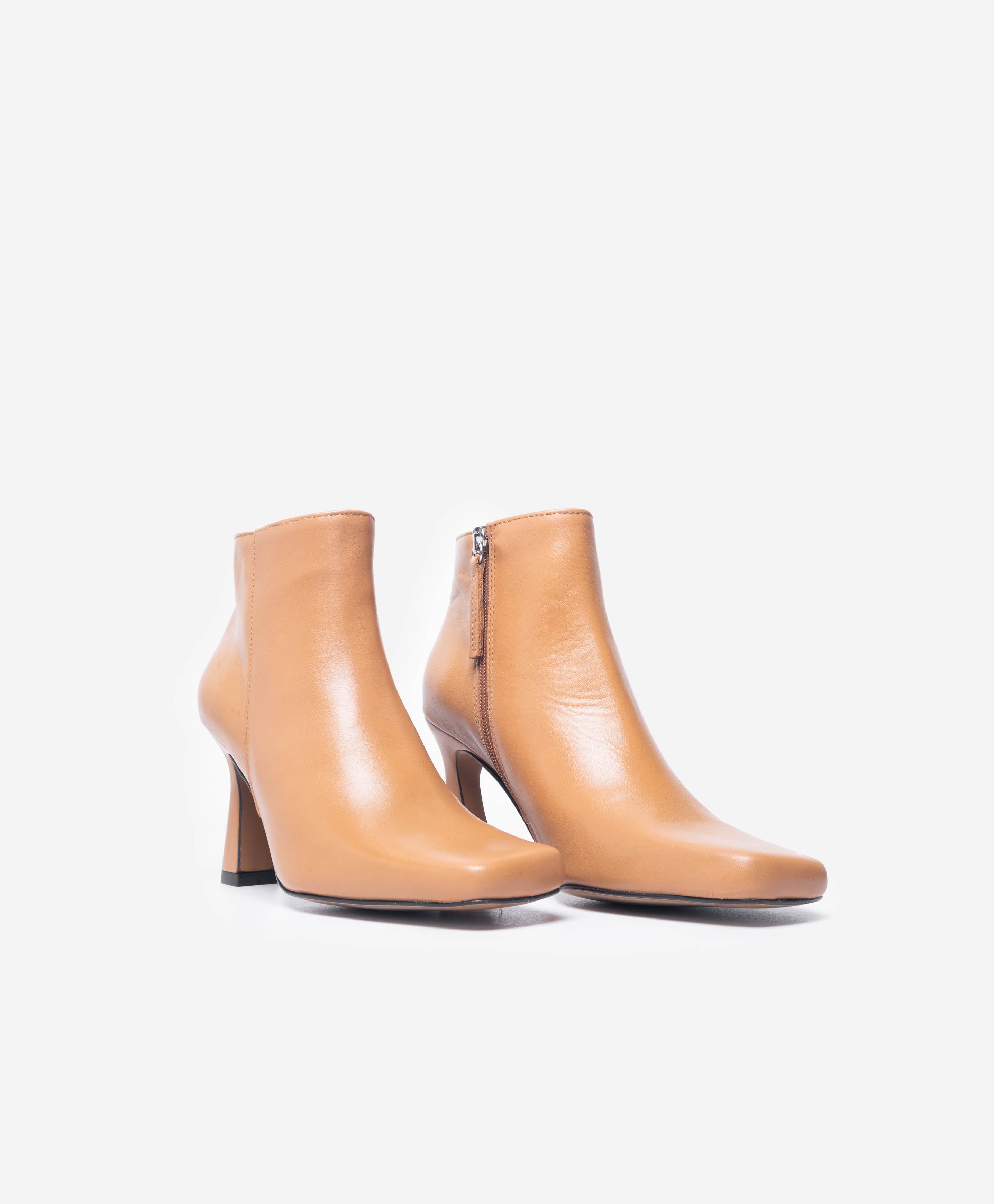 GROOVYBABE 22528 CAMEL