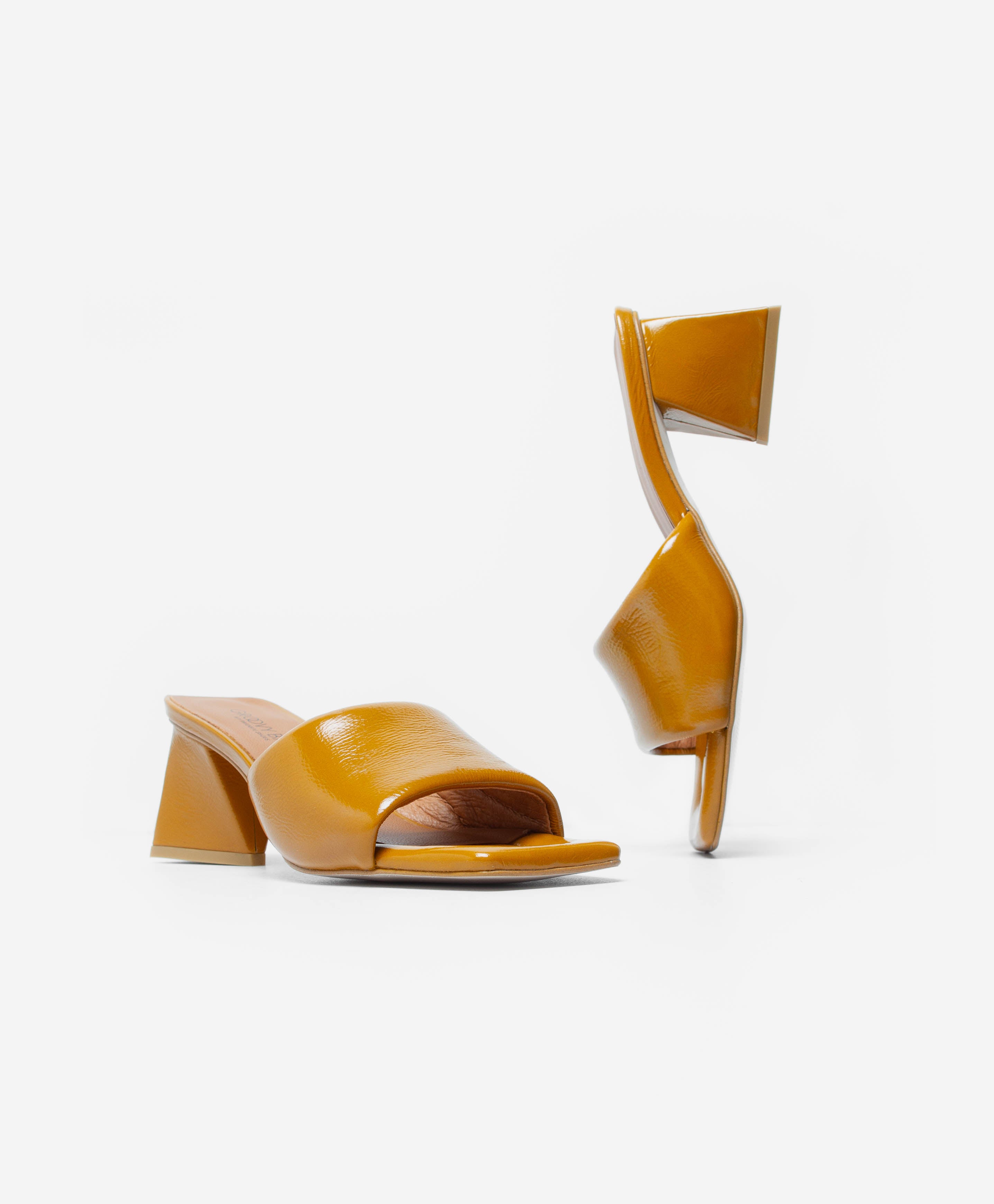 GROOVYBABE 23032 CUOIO