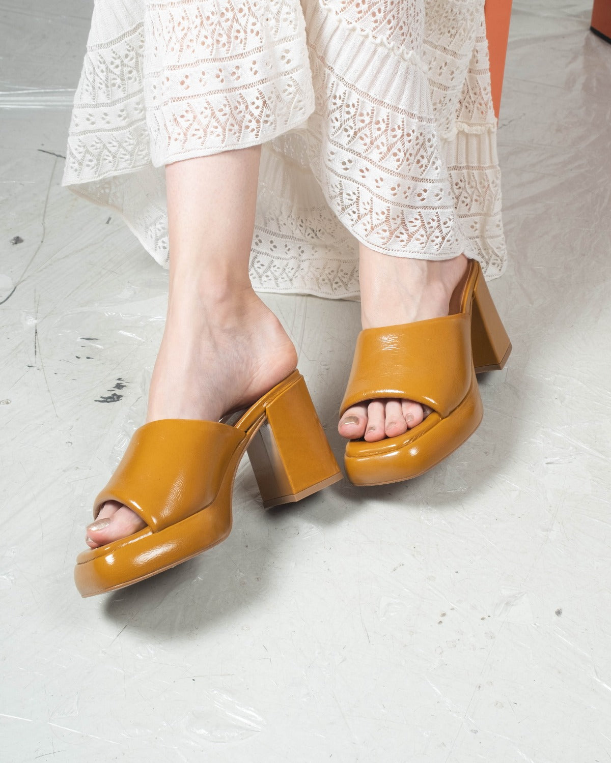 GROOVYBABE 23079 CUOIO