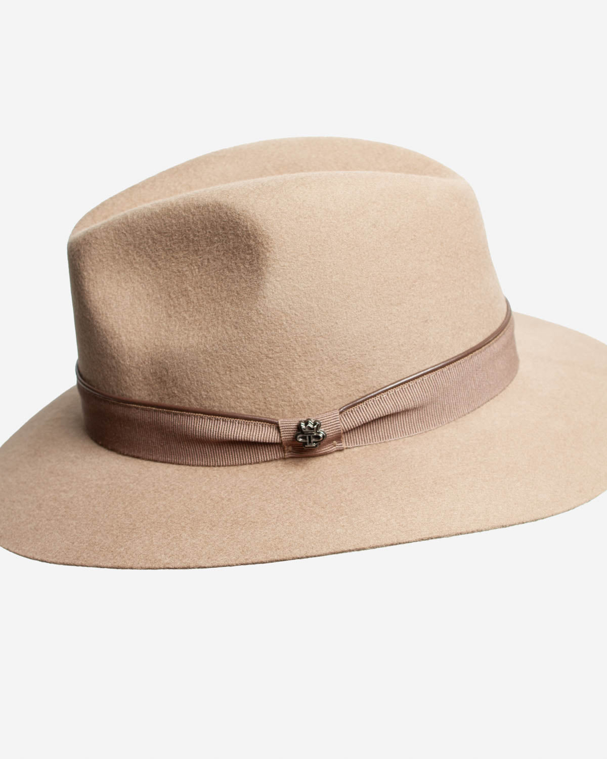 021 BEIGE