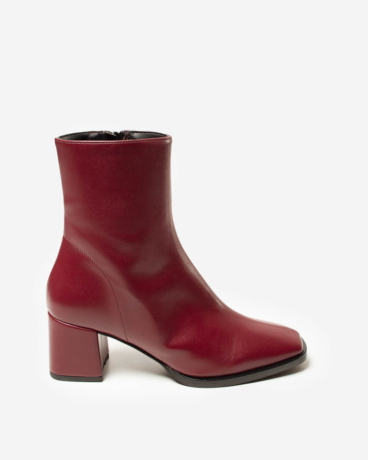 DAISY BORDEAUX OPACO