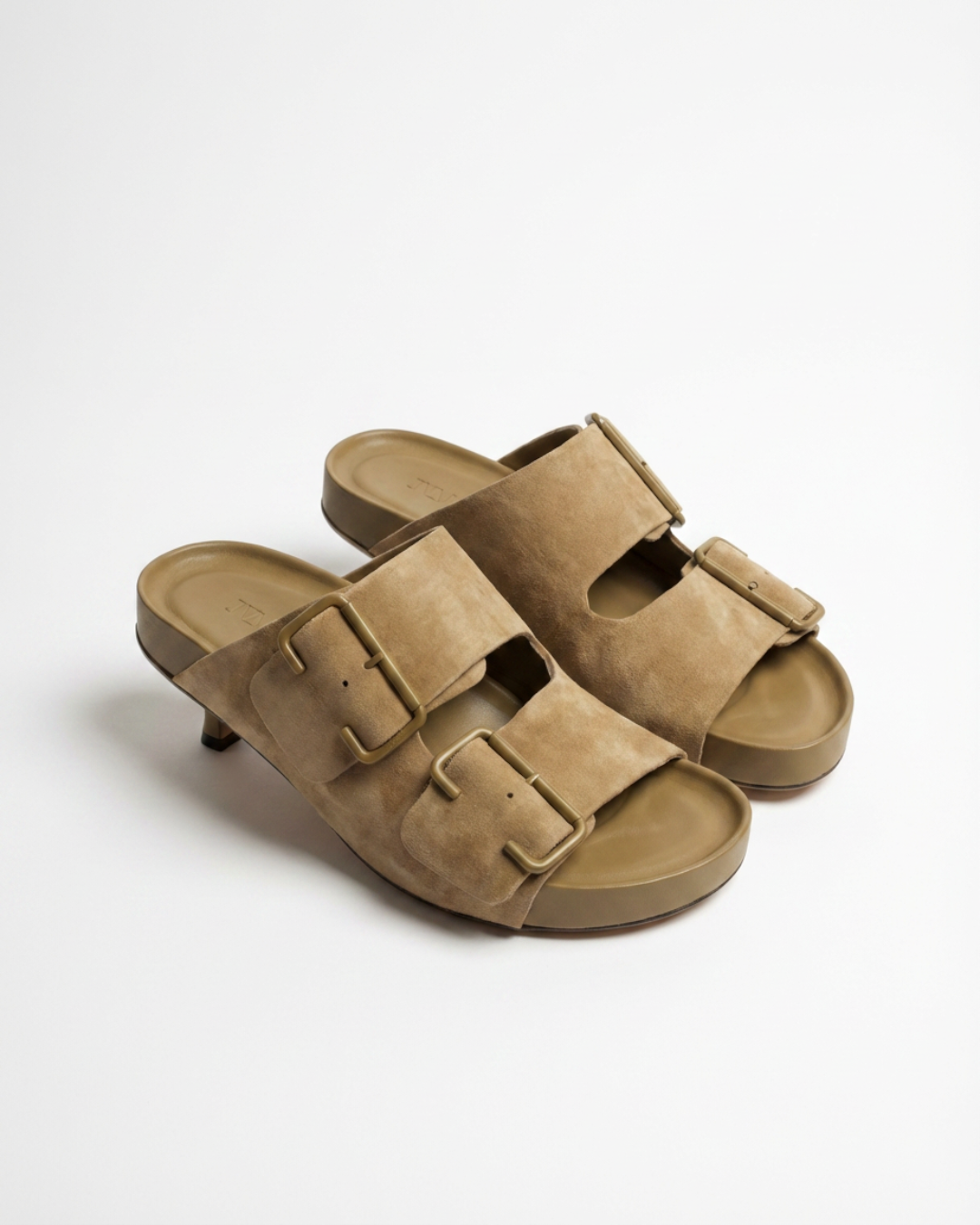 JOSS TAUPE