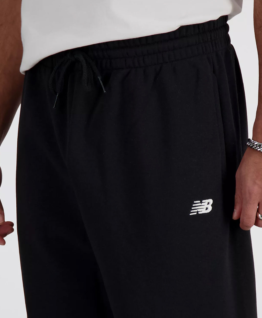 MP41519 SPORT ESSENTIALS JOGGERS BLACK