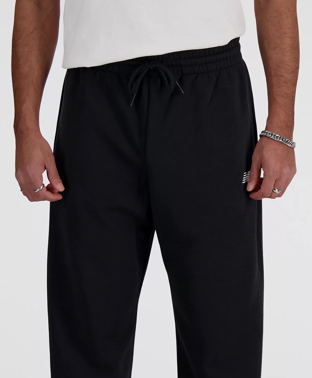 MP41519 SPORT ESSENTIALS JOGGERS BLACK
